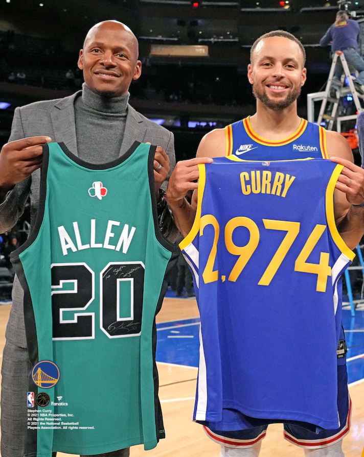 If Ray Allen had a custom jersey that represented his entire career… 👀🔥  Drop some more ideas down below for this new jersey…