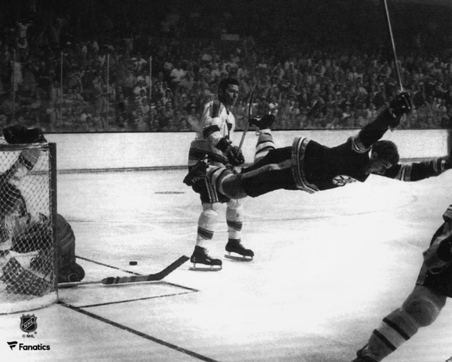 Boston Bruins Bobby Orr Framed 8x10 Photo of The Stanley Cup Game Winning  Goal