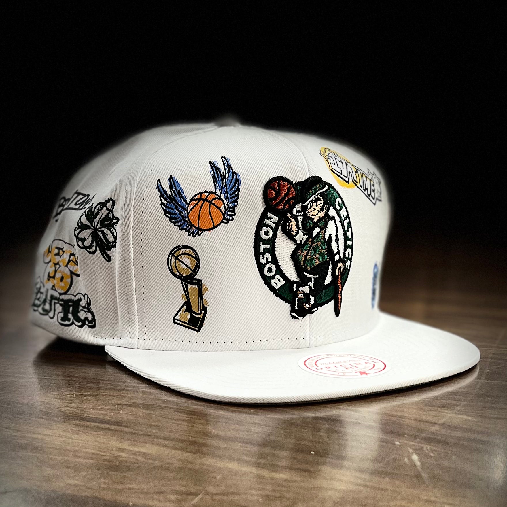 Cleveland Cavaliers Mitchell & Ness Hardwood Classics Snapback Hat