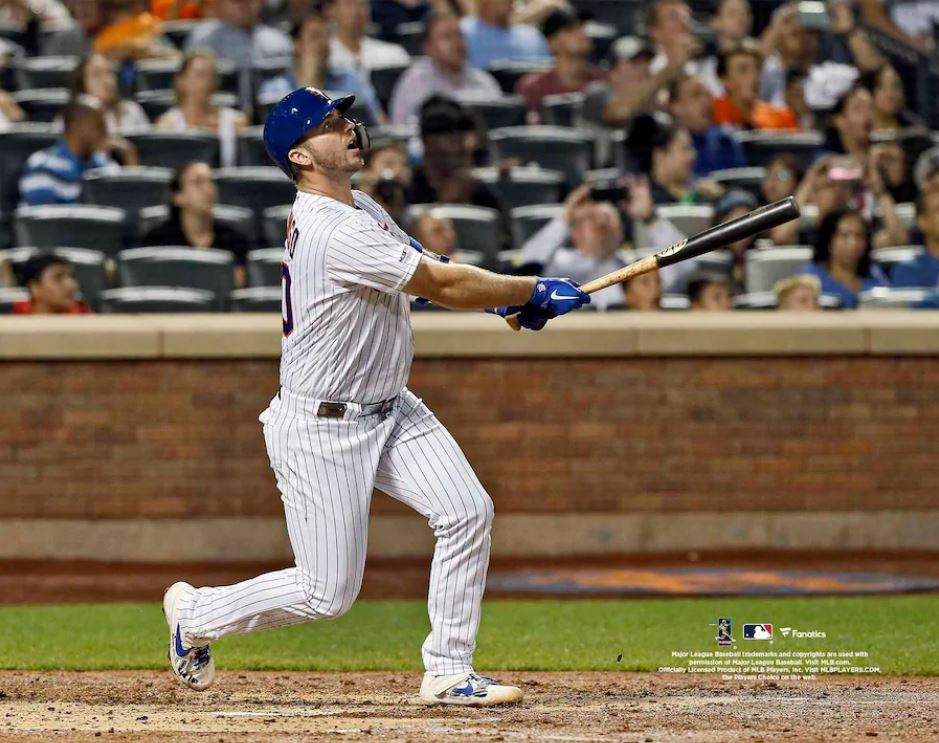 Pete Alonso Record-Breaking Home Run New York Mets 8 x 10 Baseball Photo  - Dynasty Sports & Framing