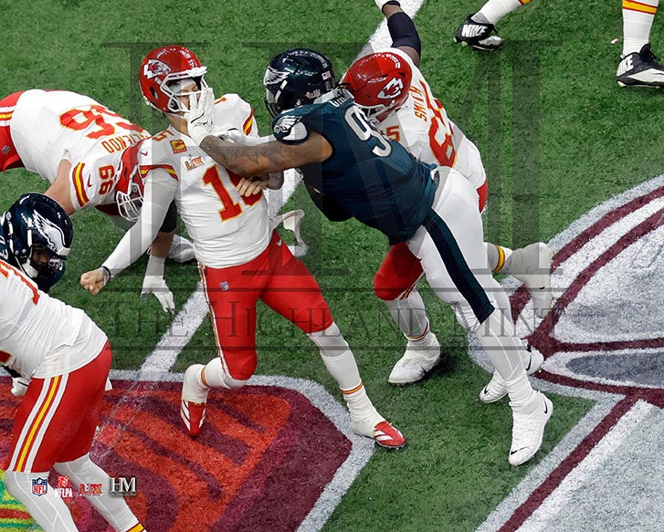 Jalen Carter Super Bowl LIX vs Patrick Mahomes Action Photo