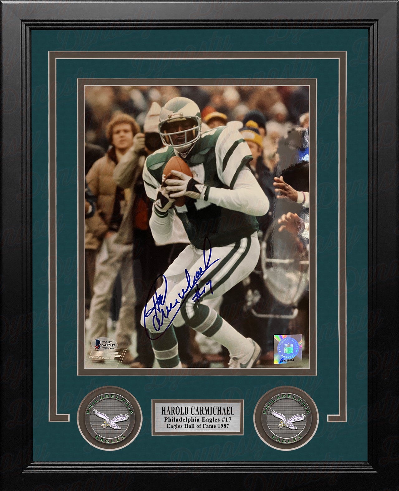 Harold Carmichael in Action Philadelphia Eagles Autographed 8" x 10" Framed Football Photo