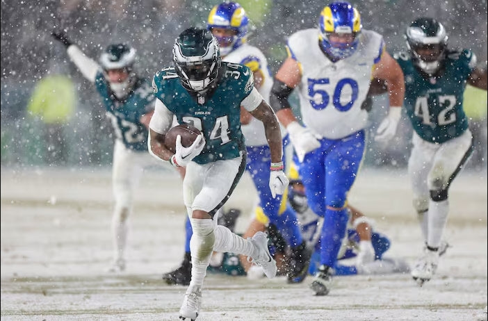 Isaiah Rodgers Snow Bowl Action Philadelphia Eagles Football Photo