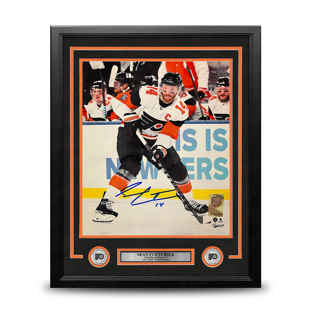 Sean Couturier 2024 Stadium Series Action Philadelphia Flyers Autographed 11x14 Framed Hockey Photo