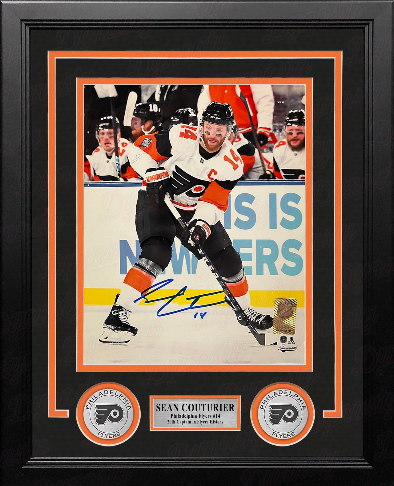 Sean Couturier 2024 Stadium Series Action Philadelphia Flyers Autographed 8x10 Framed Hockey Photo