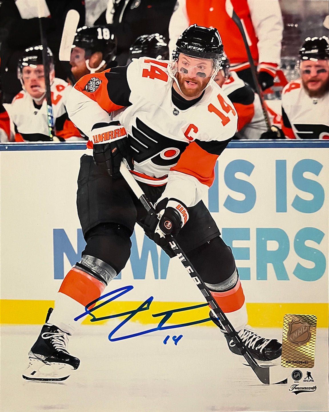 Sean Couturier 2024 Stadium Series Action Philadelphia Flyers Autographed 8" x 10" Hockey Photo