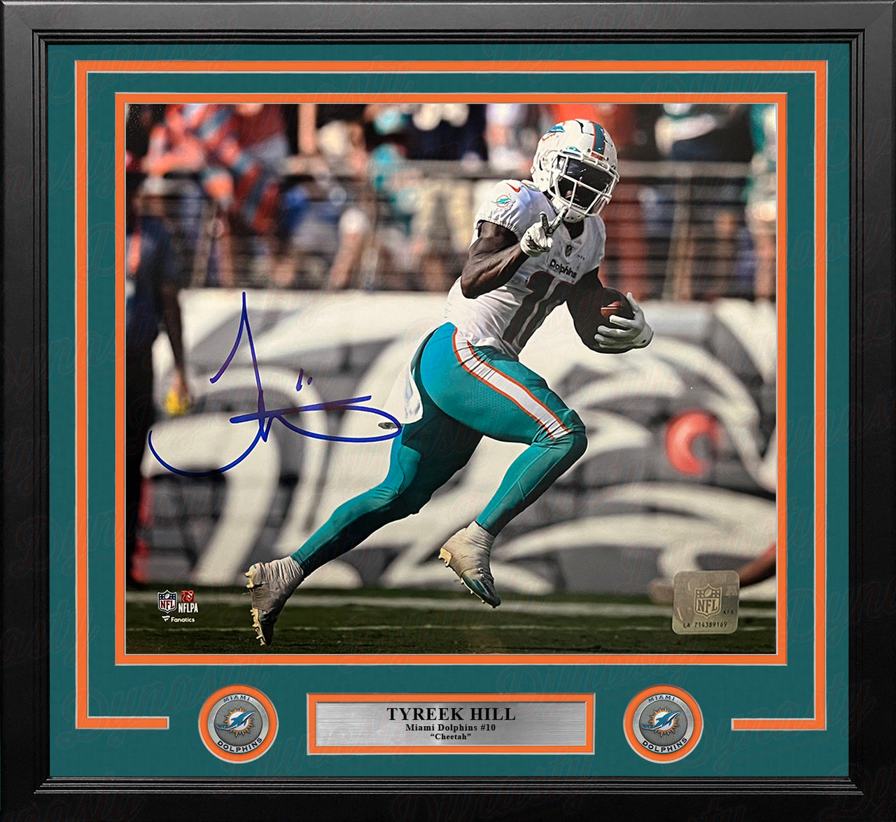 Tyreek Hill Peace Sign Miami Dolphins Autographed 16" x 20" Framed Football Photo